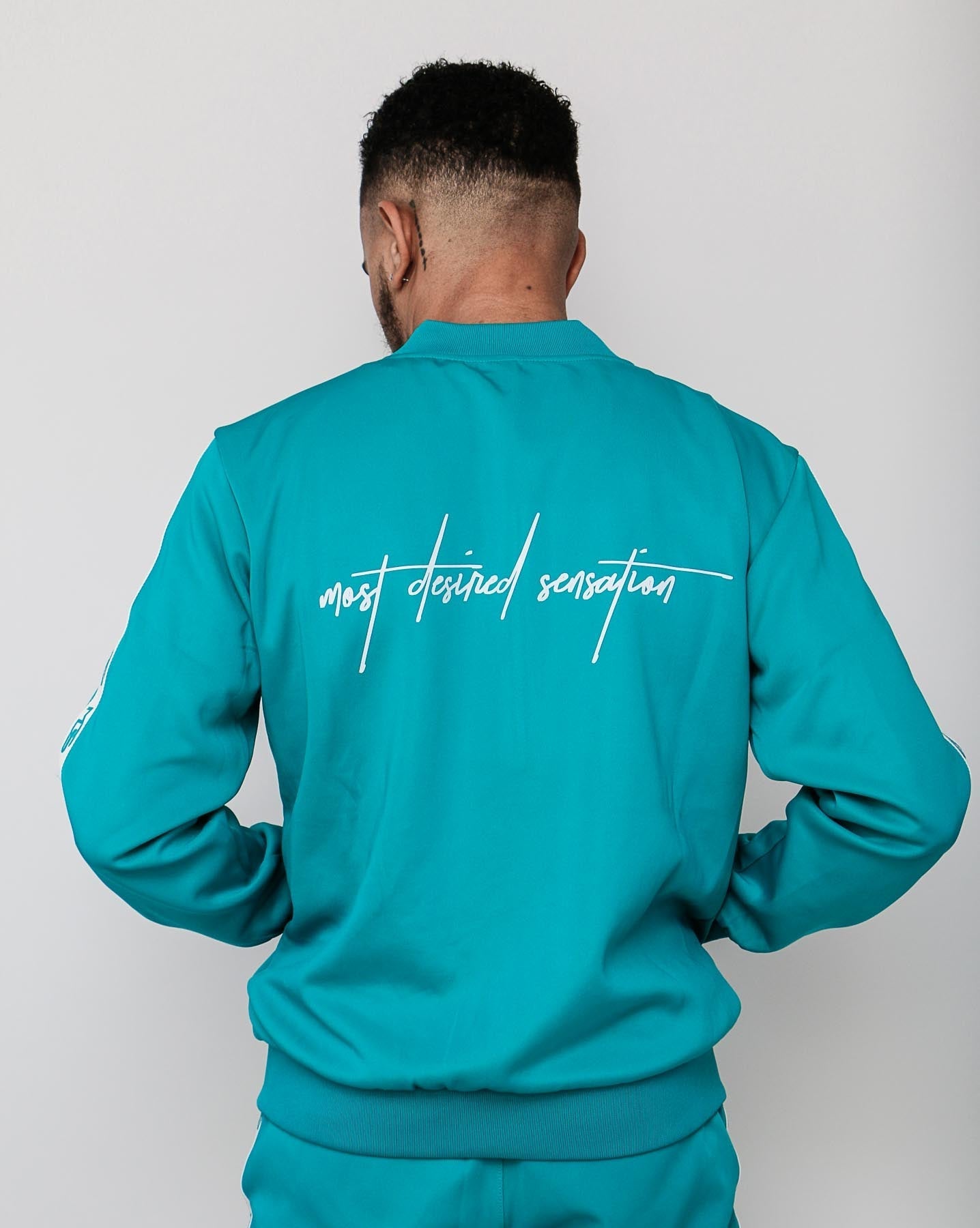 Track Jackets Kitali | Fato de Treino Confortável e Estiloso