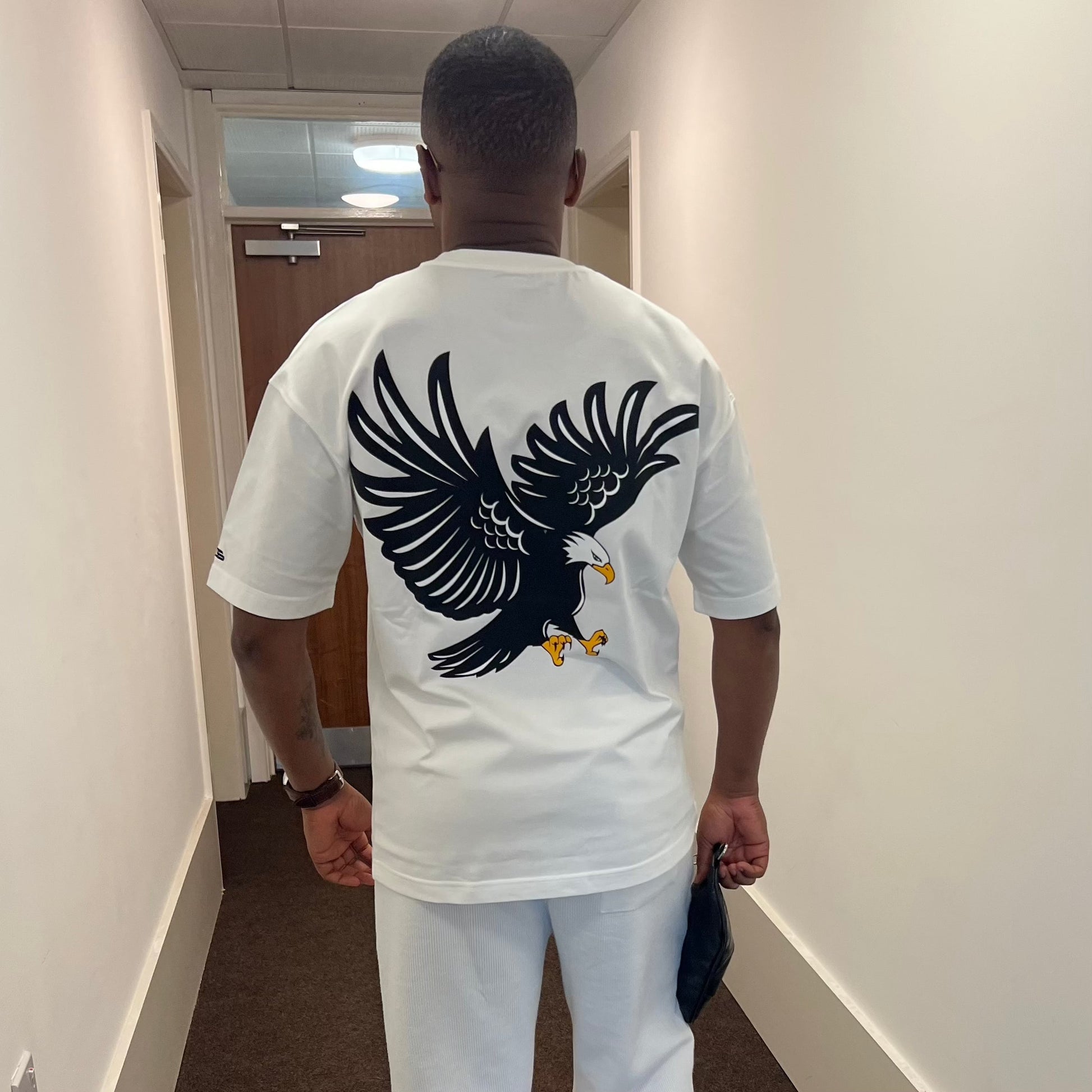 Custom T Shirts Falcão | Estilo Único com Toque Urbano MDS