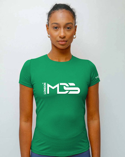 T-shirt 3D para Mulheres da MDS em verde com logo branco, estilo moderno e confortável.